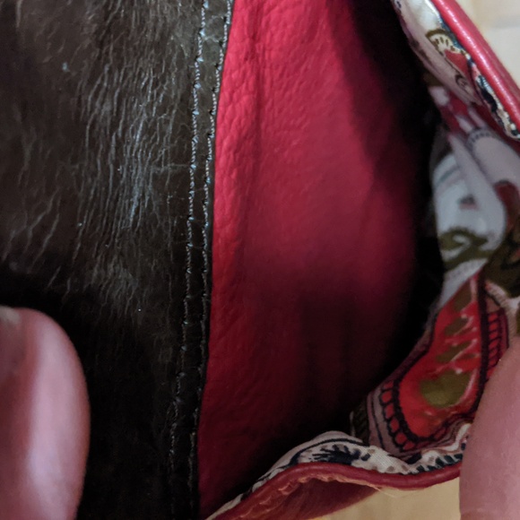 🌟Americana By Sharif Red Pebbled & Brown Leather Crossbody🌟 - Picture 5 of 16